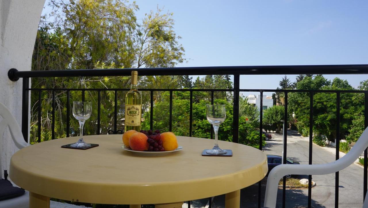 Paphos Gardens, Near Beach Exterior photo